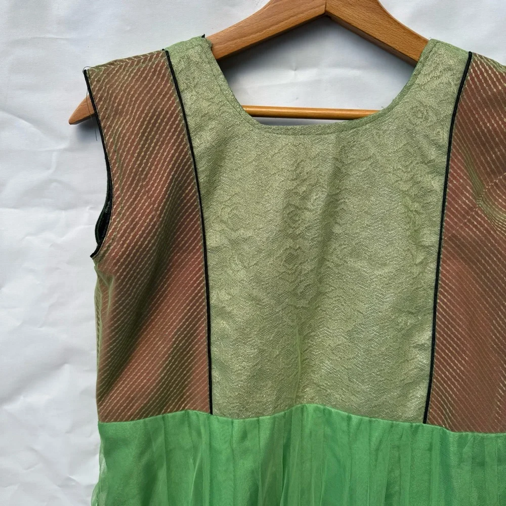 Handmade renaissance dress green overlay with black velvet size medium jun1 - Picture 6 of 8